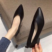 에이홉 심플한 v라인 단화