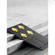 차량진입판 경사로 계단 단차 비탈길 고무 삼각 패드, 50x50x18