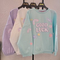 신디키즈 23년 봄 신상품!! 심플한 테니스 컨셉으로 테니스 모티브 바지와 코디하면 한 벌이 되는 맘에 쏙 드는~~ 테니스 모티브 맨투맨 CIMA23201 - 7954