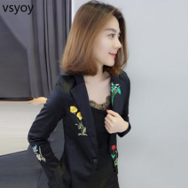 vsyoy 유럽 역 봄과 가을 여성 2022 새로운 프랑스 인쇄 슬림 적합 한국 화이트 팬시 작은 정장 재킷 여성