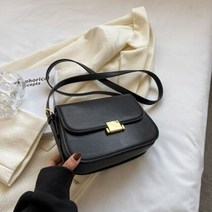 여성을위한 플랩 가방 2022 최신 트렌드 디자이너 작은 Crossbody 핸드백 및 지갑 솔리드 어깨