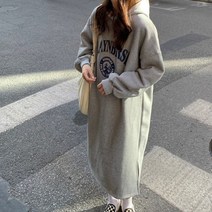 [랜덤플레이] 영문 로고 프린팅 오버핏 후드 롱 원피스