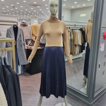 시슬리 플리츠우븐패치니트원피스(SAKO33161 베이지 블랙)