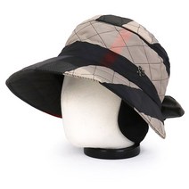 베이직엠 중년 여성 겨울모자 벙거지 귀마개 뒷리본 패딩 나비 체크