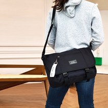 오트밀화이트 리나 학생 메신저백 크로스백