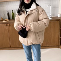 오슈 여성 겨울필수템 따뜻하고 이쁘기까지한 양면 숏패딩