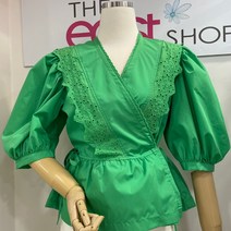 NC경산 더이스트샵 레이스 프릴랩 블라우스 EV5CBL819