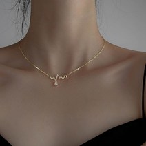 십자가 목걸이 교회 천주교 여자친구 선물 2022 트렌디 한 파인 골드 컬러 bowknot 라인 석 체인 펜던트 여성을위한 기질 보석 반짝 이는 크리스탈 결혼
