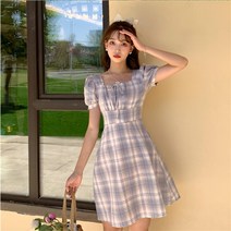 [랜덤플레이] 스퀘어넥 퍼프 체크 패턴 프릴 리본 원피스