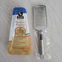 파르마지아노 파르미지아노 레지아노 갈아먹는 파마산 눈꽃 치즈 150g, 03_치즈단품+치즈그라인더
