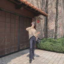 오슈 20대 걸크러쉬 부츠컷 스티치 생지 데님 팬츠