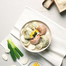 진한 사골육수 육즙 떡만두국 떡국 만두국 밀키트 2인분