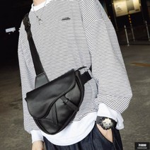 가바바 남성 가방 내 몸에 착 붙는 힙색 G48315
