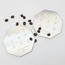 확인용이 튼튼한내구성 오래사용가능 금속받침대 모던메탈코스터