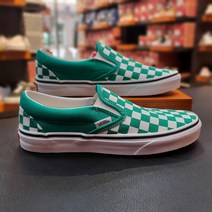 (반스) Ua Classic Slip-On # 남녀공용화 #Checkerboard # pepper green/true white (VN0A5JMHB00)