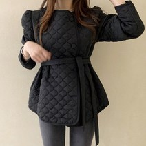[랜덤플레이] 노카라 사이드버튼 퀄팅 어깨 퍼프 숏 패딩