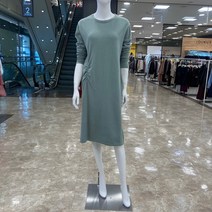 더람 [뉴코아창원점] 셔링잡힌 예쁜 니트원피스