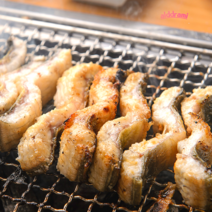 국산 2일숙성 최고급 자포니카 민물장어 1kg 손질 초벌구이 비법소스+양파깻잎절임+생강채, 최고급 장어 2미 1kg 손질초벌
