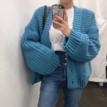 다온마켓 왕버튼 볼레로 스타일 V넥 루즈핏 숏 니트 가디건
