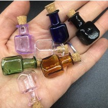 펜던트 20pcs 7 색 스 큐브 병 펜던트 향수 에센셜 오일 코르크 유리 하트 쥬얼리 목걸이
