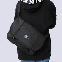 대학생 스트릿 힙한 인싸 메신저백 케주얼가방 브랜뉴