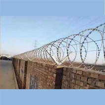 압착 윤형 철조망 철선 도난 멧돼지 방지 방법 철망 담장, 직경 45cm 이중 나선 10m