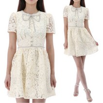 [셀프포트레이트] 23FW 코드 레이스 보우 미디 원피스 PF23035SC CREAM