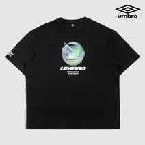 엄브로반팔티 JQS UM221CRS53-BLK 오로라팩 로고 그래픽 반팔티 BLK