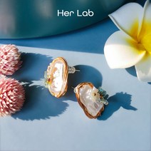 Her Lab 여성용 버터플라이 스터드 14k 골드 도금 저자극 귀걸이