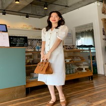 우아하고 여성스러운 샤버튼 원피스