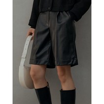 [에잇세컨즈] 에코레더 버뮤다 팬츠 블랙 (322X25KYB5)