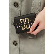 DAKS 닥스 여성 블랙 스터드DD로고 소가죽 반지갑