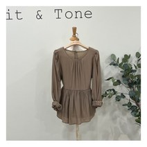 핏앤톤 뒷단추 프릴 블라우스(FTABL1062)