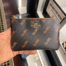 해외 미국해외직구 빠른배송 코치 COACH 코너 짚 홀스 앤 캐리지 도트 프린트 손목지갑 동전지갑 C4466 멀티호환