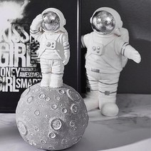 카페인테리어 우주인 피규어 장식소품 감성선물, 골드