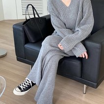 [레티고] 루즈핏 브이넥 와이드 니트 팬츠 세트
