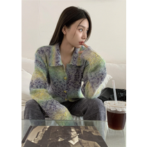 그라데이션 모헤어 금장버튼 니트 셔츠
