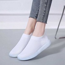 여성 패션 데이트 신발 코디 나들이 삭스 운동화 코디