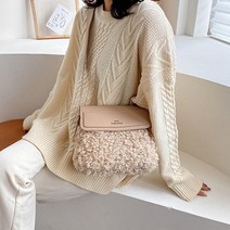 키작녀코디 러블리 뽀글이 여성크로스백 20대남자친구선물 메신져백 남편생일이벤트