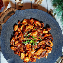 동두천 인기맛집 비법으로 만든 쭈꾸미볶음 (약간매운맛/아주매운맛) 300gx2팩, 약간매운맛 300gx2팩(+마요소스100g)