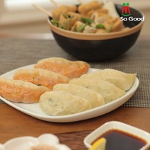 쏘굿 부산 먹자골목 40년 정통만두 야채고기 얼큰만두 냉장만두 320g (약8개) 만두를 빚어 쪄서 보내드립니다. 데워만 드세요, 만두야(320g)
