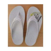 우포스 슬리퍼 쪼리 OOFOS 여성 Oolala Luxe Sandal Flip-Flops Shiny WHITE #1499 Size 9 US NWT
