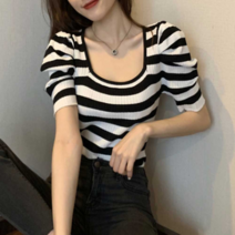 여성 여름 오피스 출퇴근룩 코디 벌룬 반팔 니트티