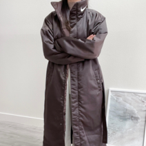 나이키 신세틱 필 새틴 글로시 롱 패딩 자켓