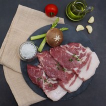 (삼다푸드)제주 흑돼지 목살 생삼겹살 구이용 캠핑고기 바베큐 냉장제품, 제주 흑돼지 앞다리 500g