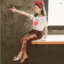 여아 큰 하트 디자인에 티셔츠 원사 스커트 세트