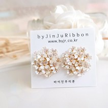 바이진주리본 만개 꽃송이 부캐 귀걸이 귀찌 패션