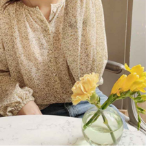 오너클랜 플라워 시폰 블라우스 데일리 셔링블라우스 러블리