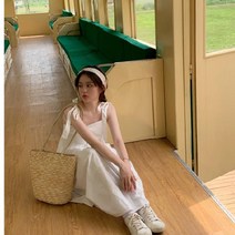 하늘색원피스 여성 봄 여름 민소매 원피스 결혼식하객룩 바스락 하객룩 4월 5월 커플시밀러룩 펀칭