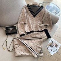 깔끔하고 고급스러운디자인 스쿠팬츠투피스